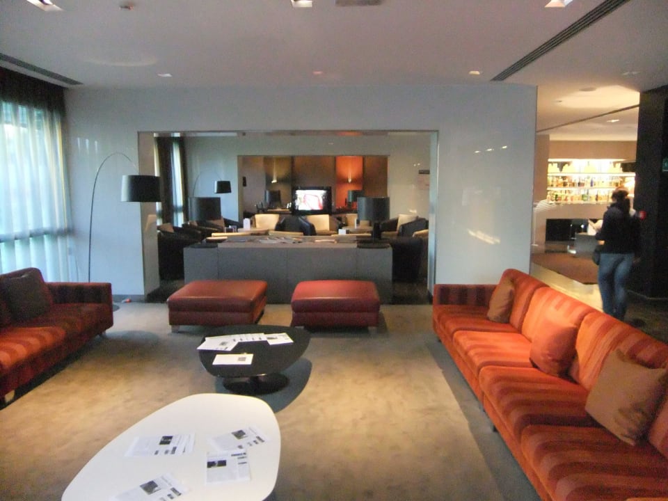 Eingangsbereich Hotel H10 Roma Città