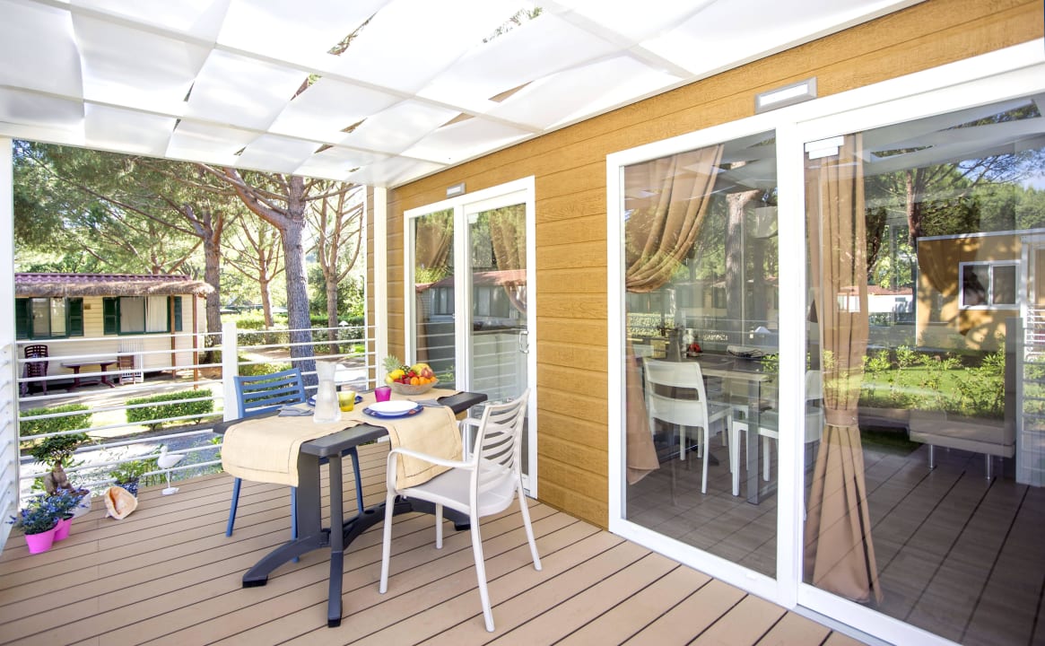 Bungalow Trendy  möblierten  Veranda Camping Village Baia Azzurra Club