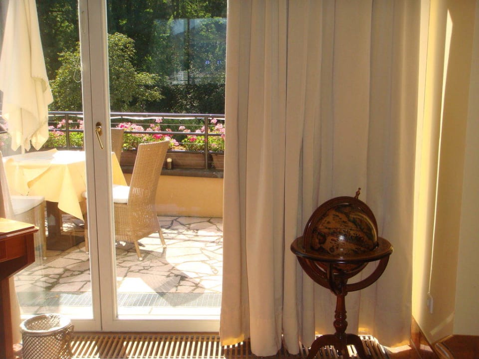 Terrasse Hotel Schloss Mönchstein