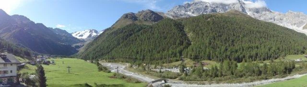 Ausblick vom Zimmer Paradies Pure Mountain Resort