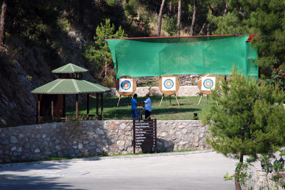Bogenschiessplatz TUI BLUE Seno - Adults Only