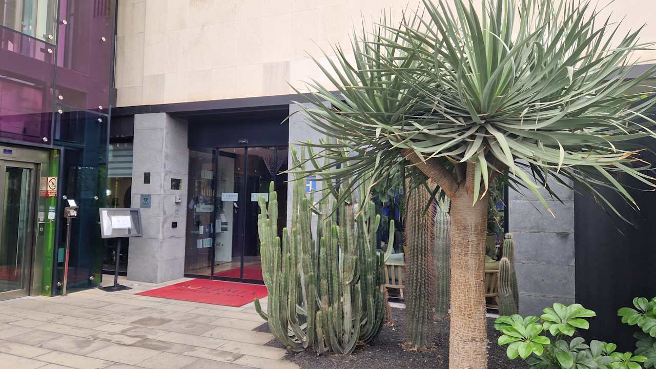 Außenansicht Bohemia Suites & Spa - Adults only