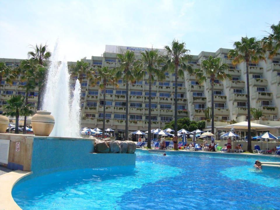Pool mit Hotel Hipotels Mediterraneo