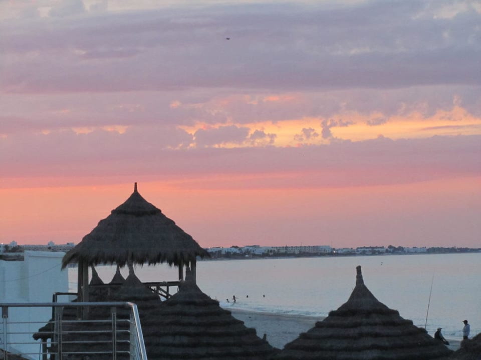 Abendrot El Mehdi Beach Resort