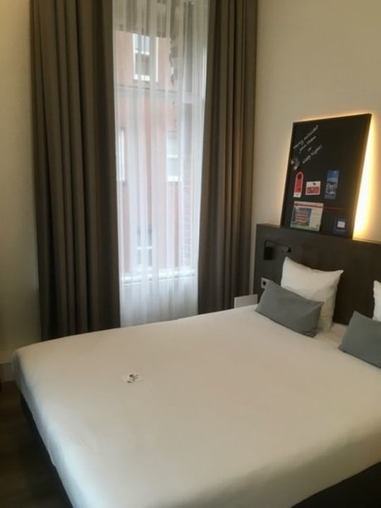 Zimmer ibis Styles Den Haag City Centre