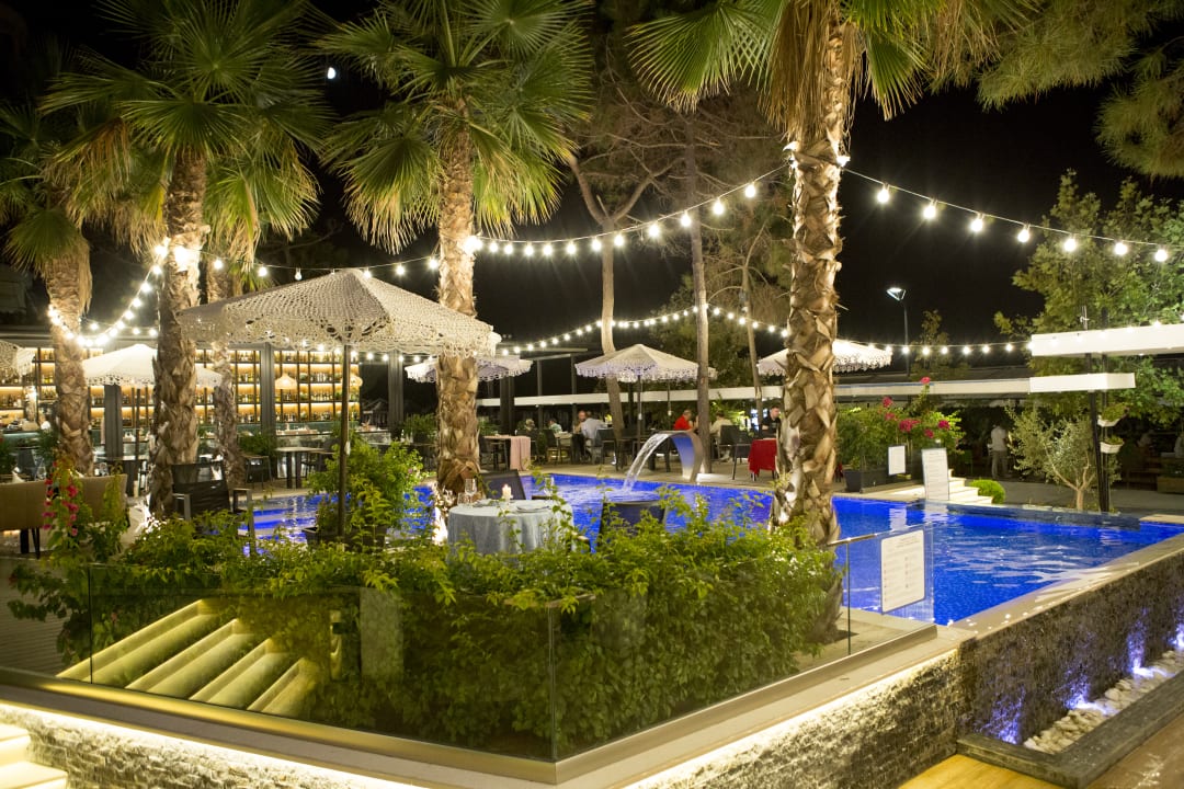 Pool Albanian Star Hotel