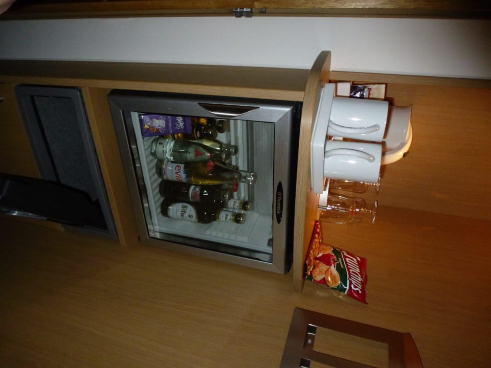 Minibar Novotel Hamburg City Alster