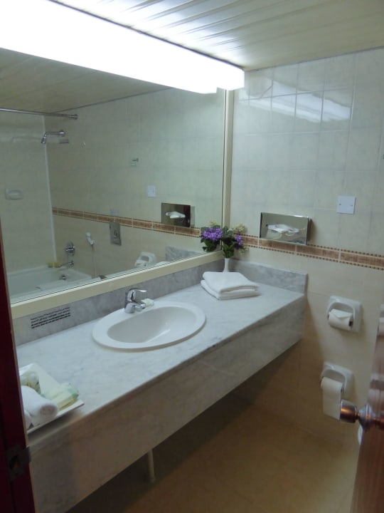 Bad Hotel Holiday Muscat