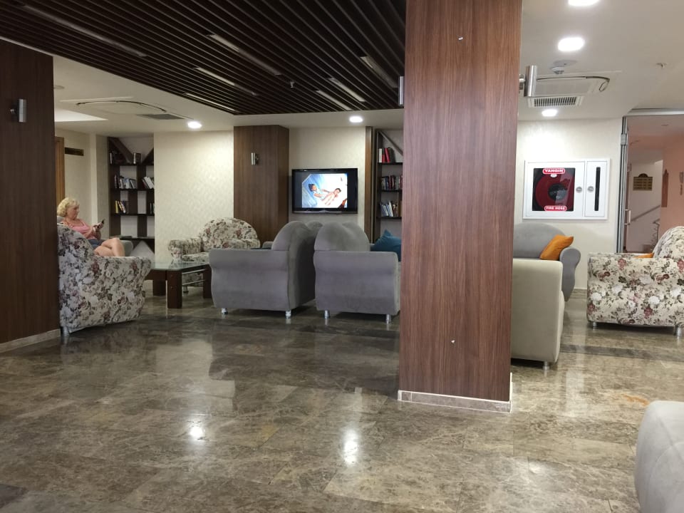 Lobby Grand Seker Hotel
