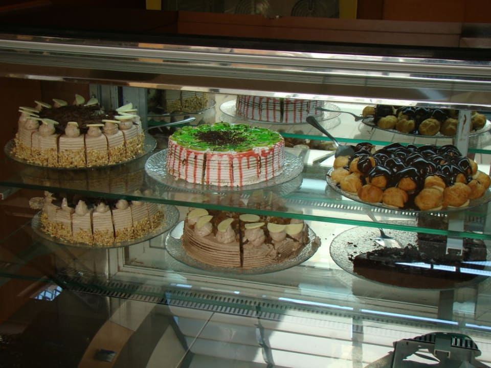 Сладости Limak Limra Hotel & Resort