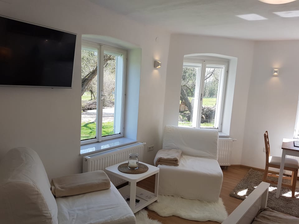 Zimmer Grüne Wiese - Gäste-Minibungalow in der Edermühle