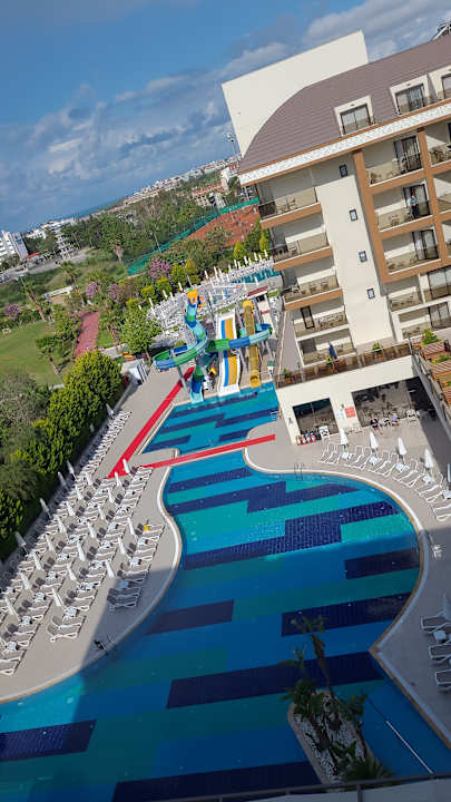 Pool Glamour Resort & Spa