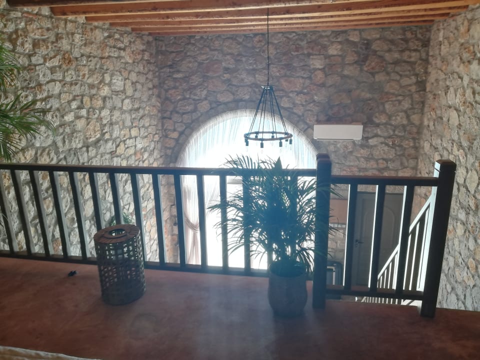 Zimmer Stone Luxury Suites - Adults Only