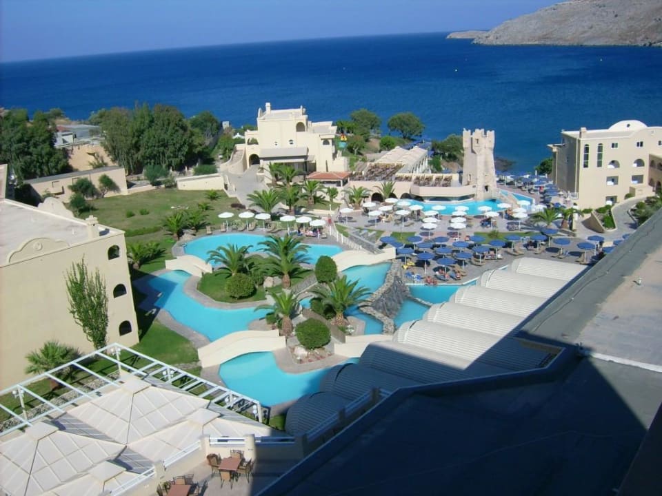 Blick über die fast gesamte Anlage Lindos Royal Resort
