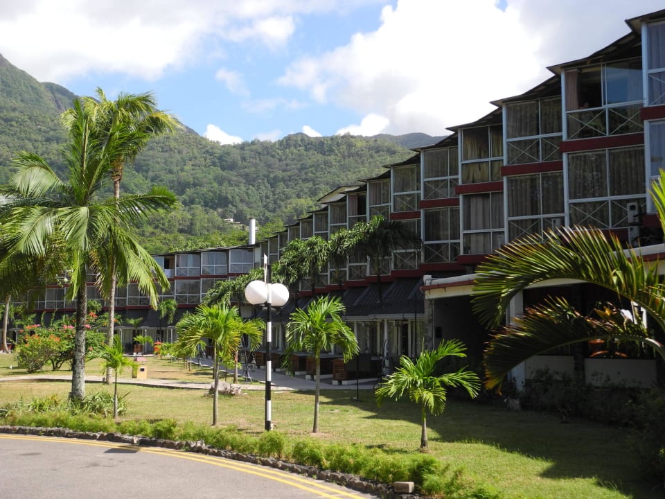 Außenansicht Berjaya Beau Vallon Bay Resort & Casino