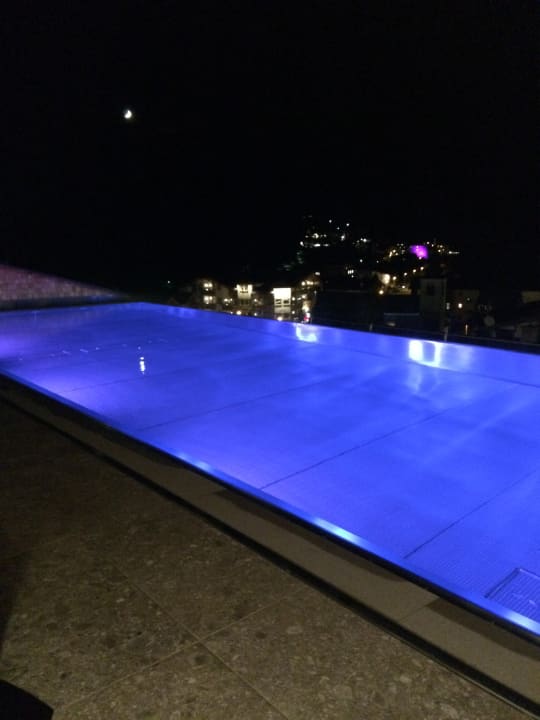 Pool Hotel Alpin Spa Tuxerhof