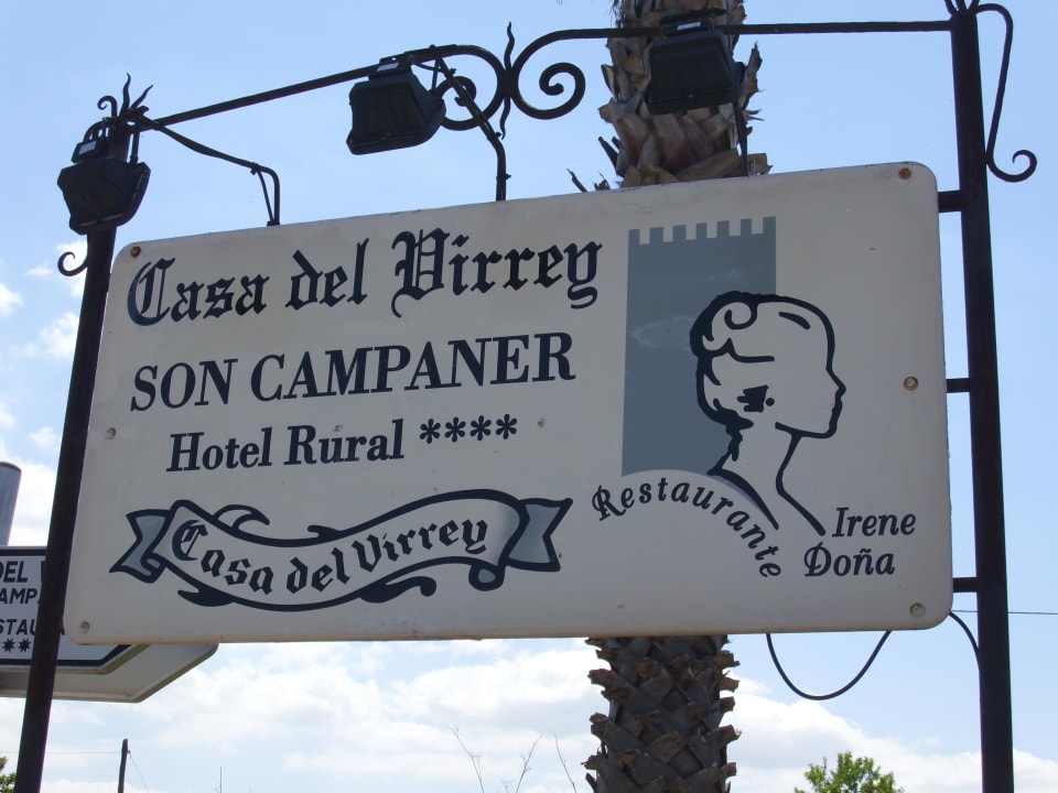 Einfahrt Schild Virrey Finca Hotel