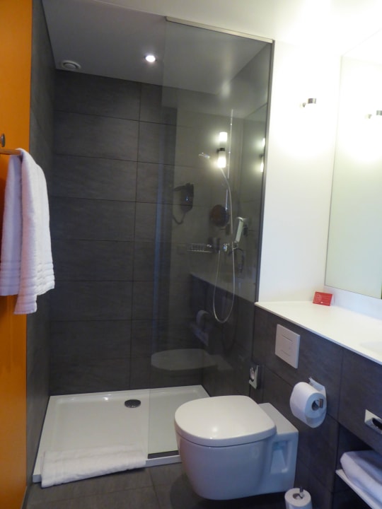 Dusche  Leonardo Hotel Amsterdam Rembrandtpark