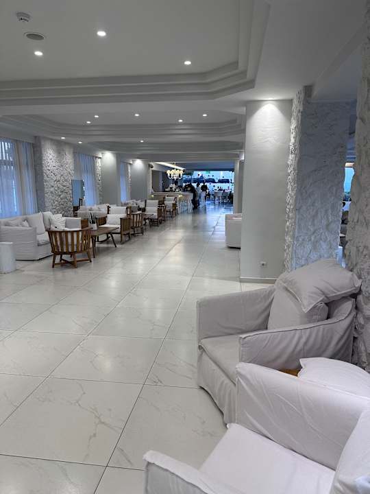 Lobby Dimitra Beach Hotel & Suites