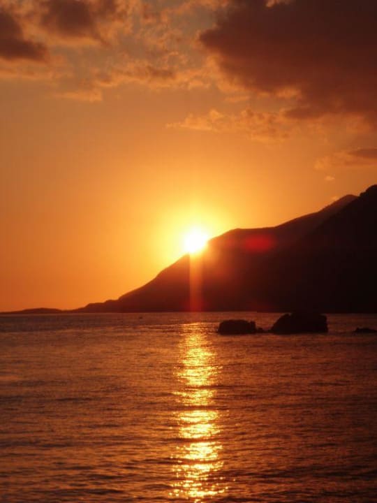 Sonnenuntergang Hotel Polyrizos