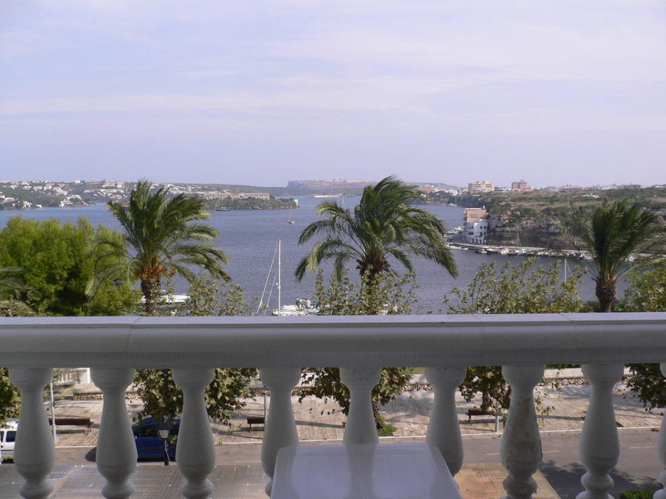 Blick auf den Hafen Hotel Port Mahon