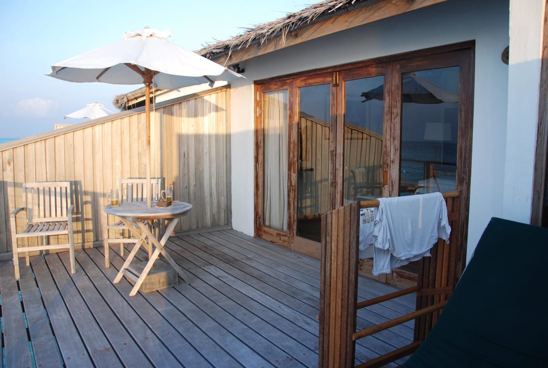 Balkon von Wasservilla NH Collection Maldives Reethi Resort