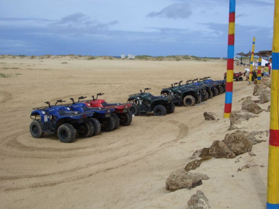 Quad-Verleih am Strand Hotel Riu Funana