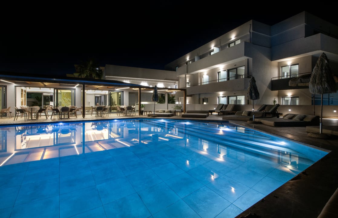 Pool Mare Village Hotel