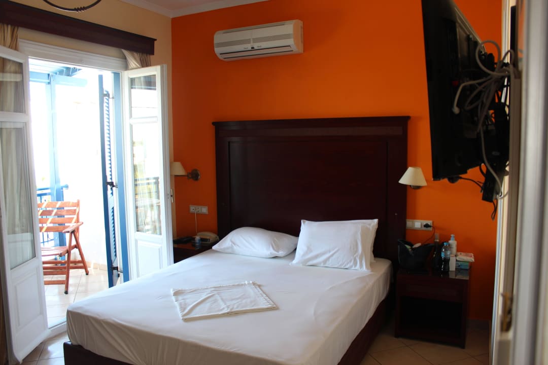 Unser Zimmer Katerina Hotel