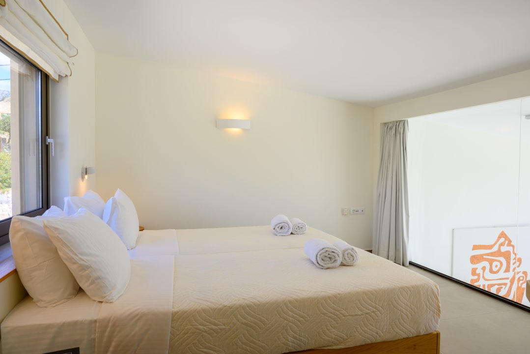 Zimmer Mirabella Hills - Villas