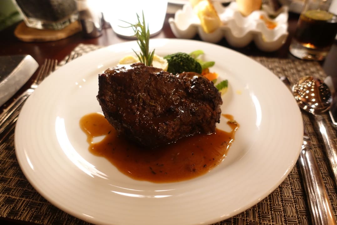 Gastro Taj Bentota Resort & Spa