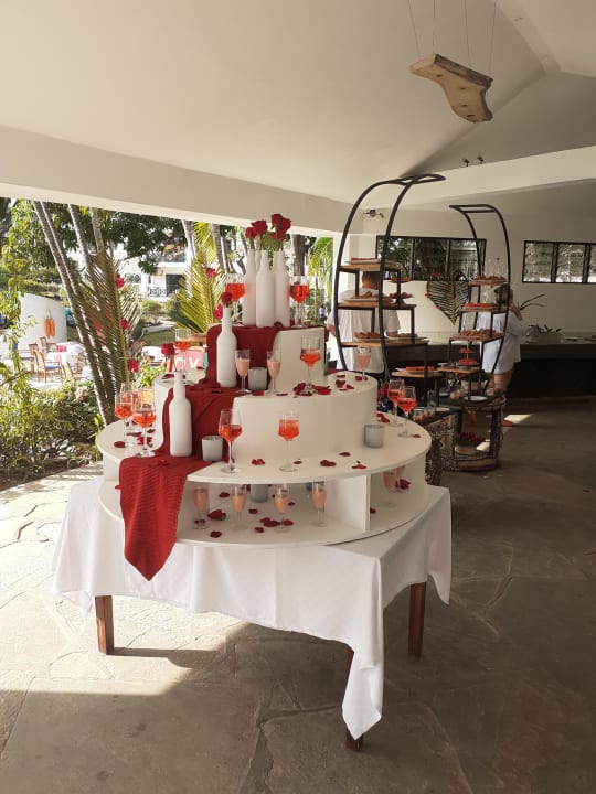 Gastro Diani Sea Resort