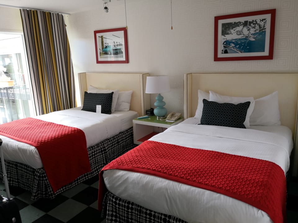 Zimmer Hotel Americania