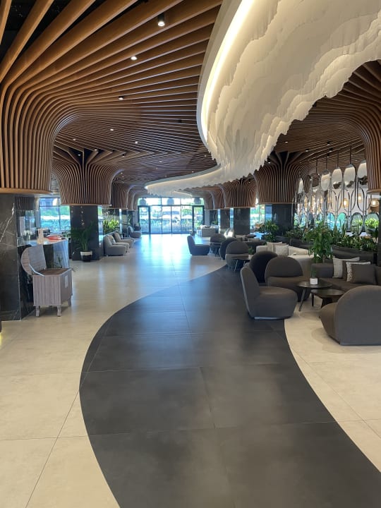 Lobby Jacaranda Luxury Resort