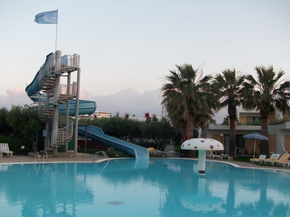 Kinderpool mit Rutsche TUI KIDS CLUB Alex Beach
