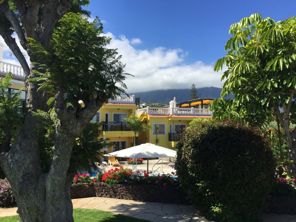 Gartenanlage Villa Rosalva