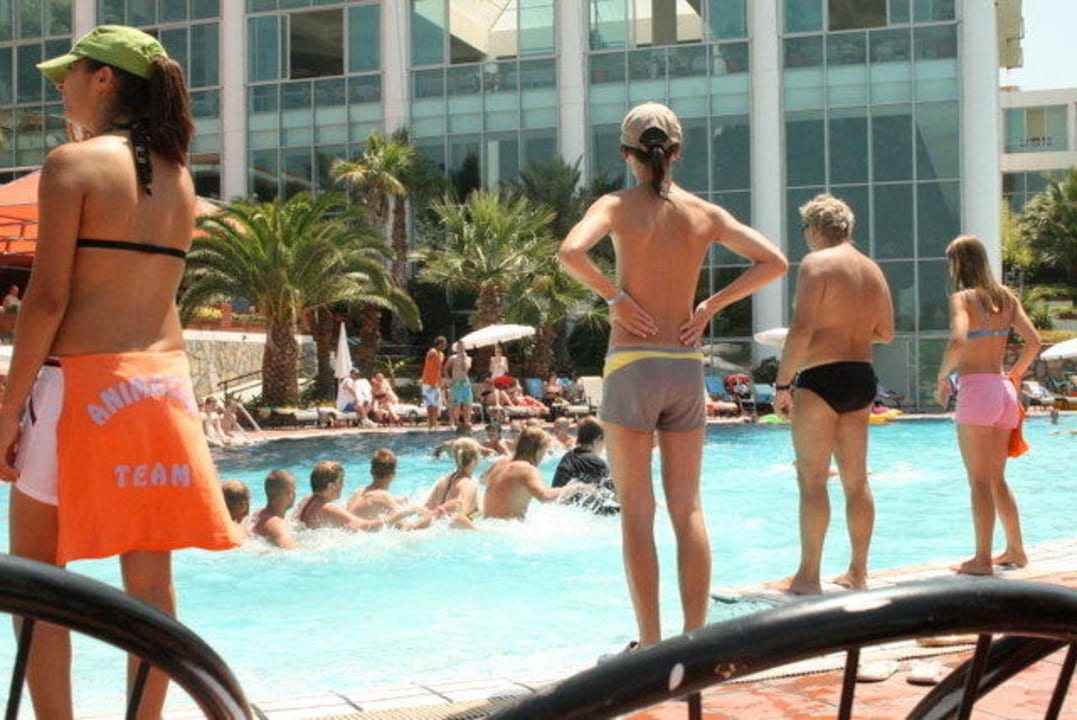 Animacje Hotel Pine Bay Holiday Resort