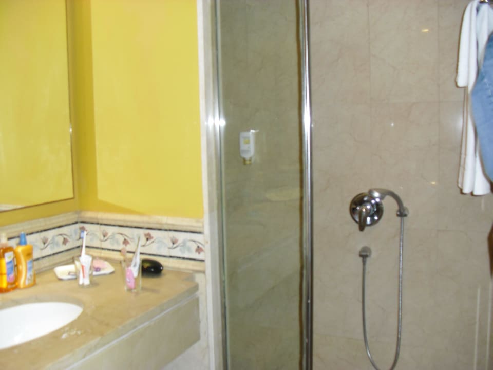 Dusche allsun App.-Hotel Albatros