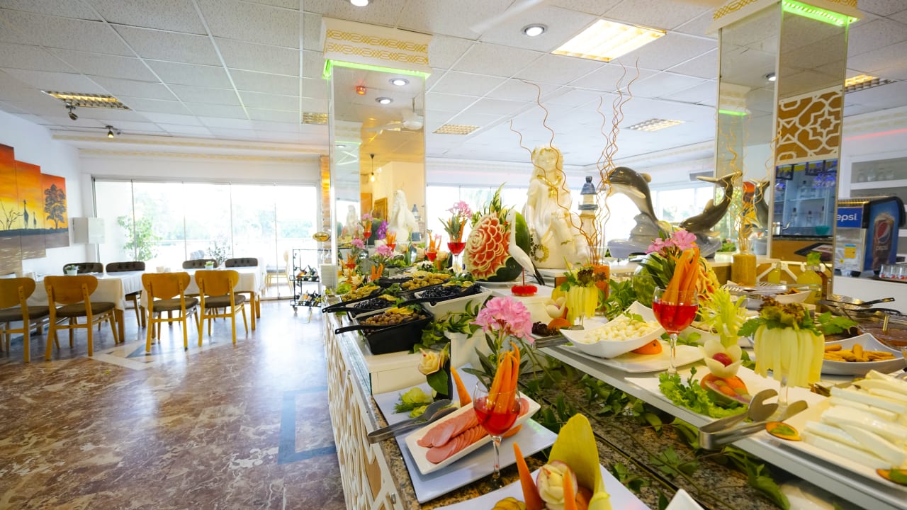 Gastro Hotel Lara World