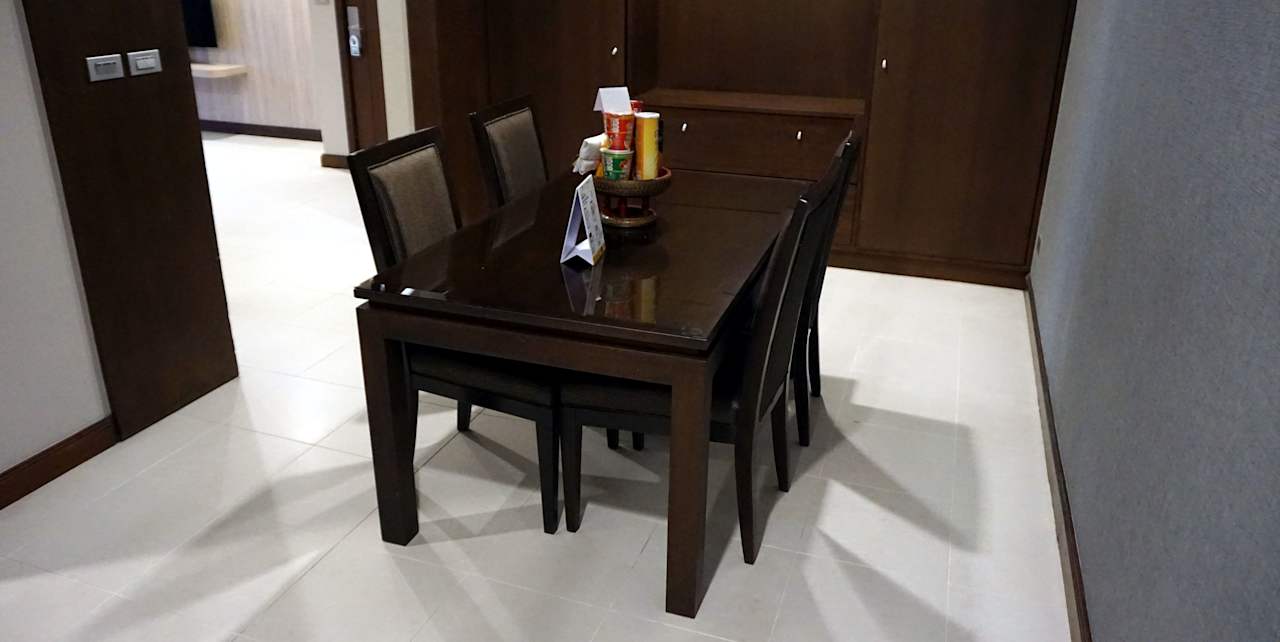 Zimmer Grand Mercure Bangkok Asoke Residence