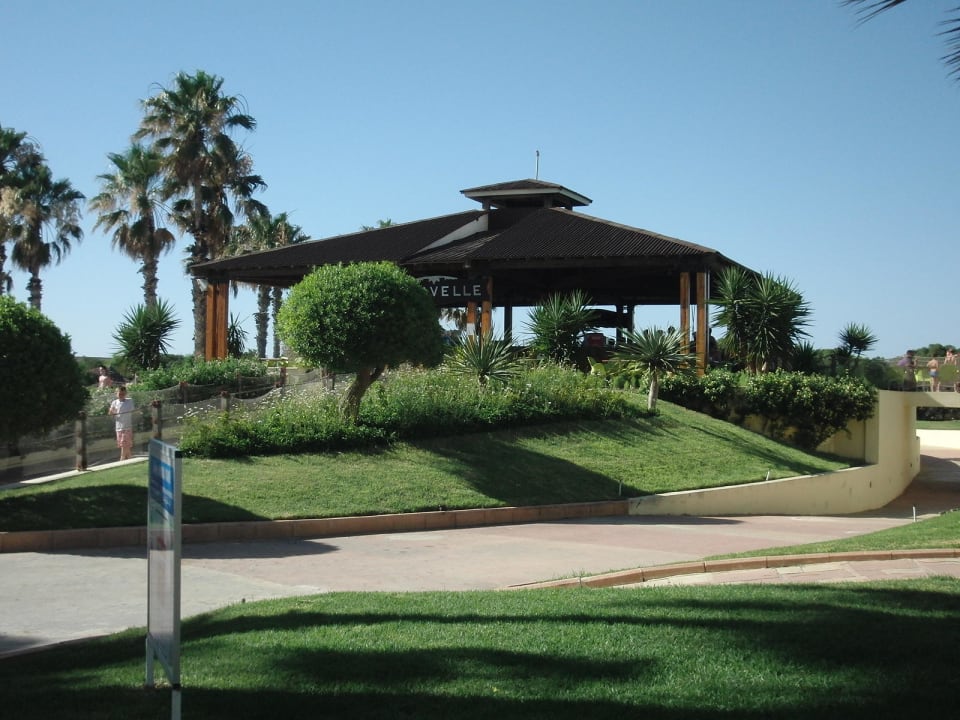 Poolbar Sahara Beach Aquapark & Resort