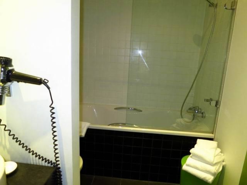 Zimmer und Ausstattung (Innenansicht) Vienna House Easy Berlin