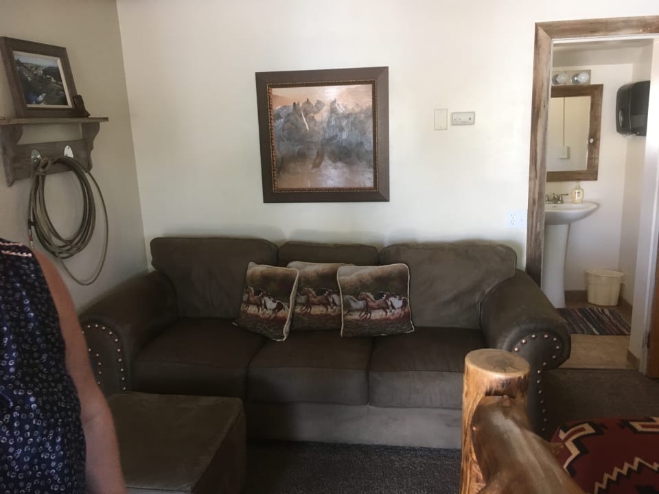 Zimmer Cowboy Country Inn