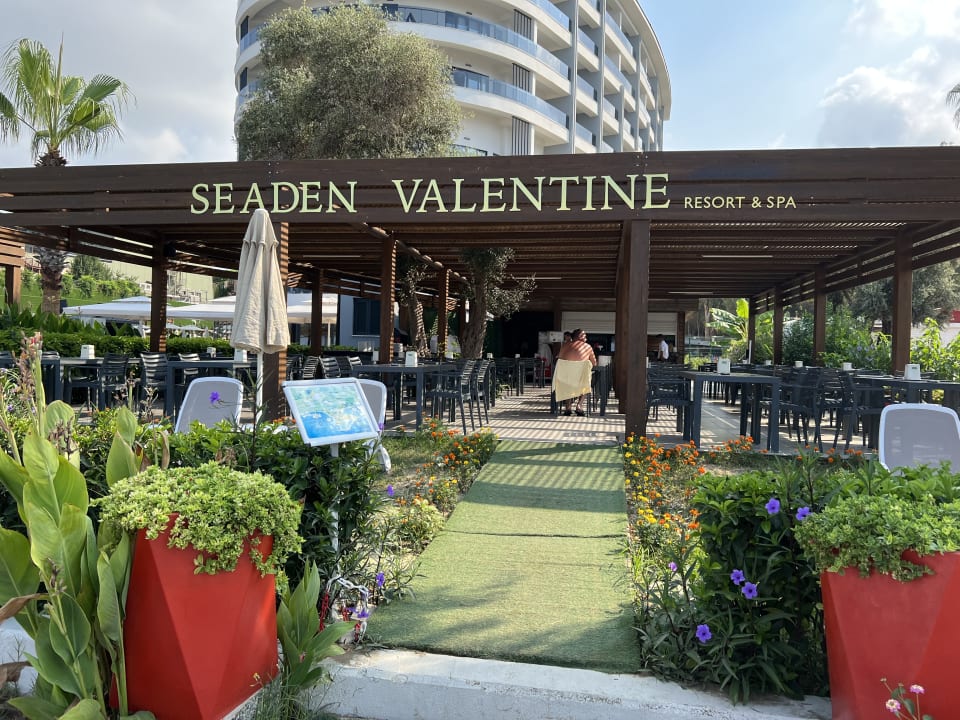 Gastro Seaden Valentine Resort & Spa