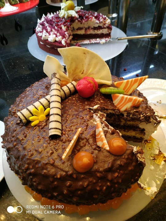 Gastro Side Royal Palace Hotel & Spa