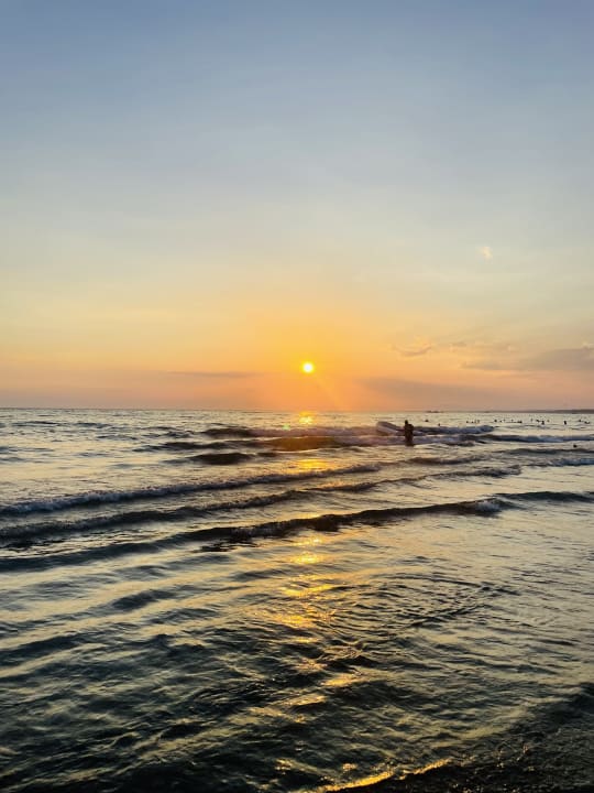 Strand Side Bay Hotel