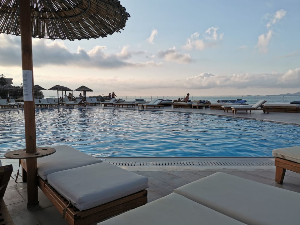 Pool Mitsis Selection Rinela