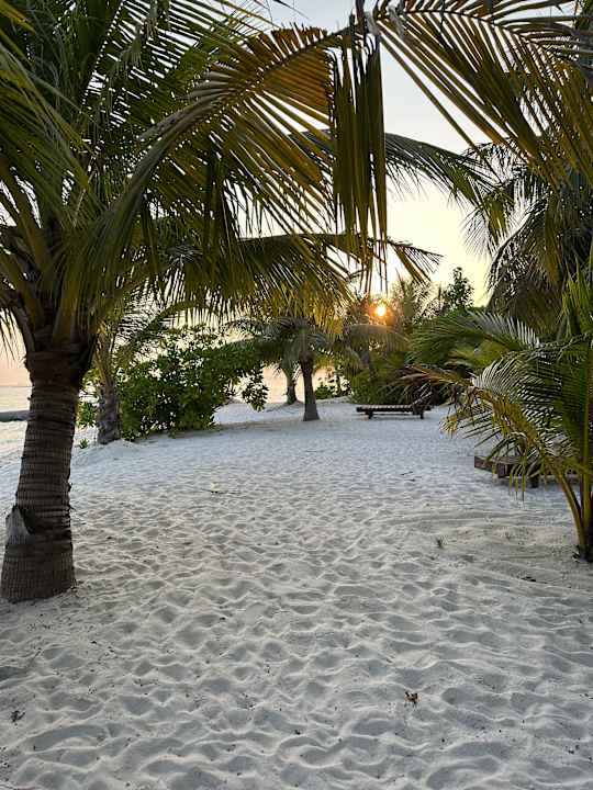 Strand Adaaran Select Meedhupparu Island Resort - Premium All Inclusive