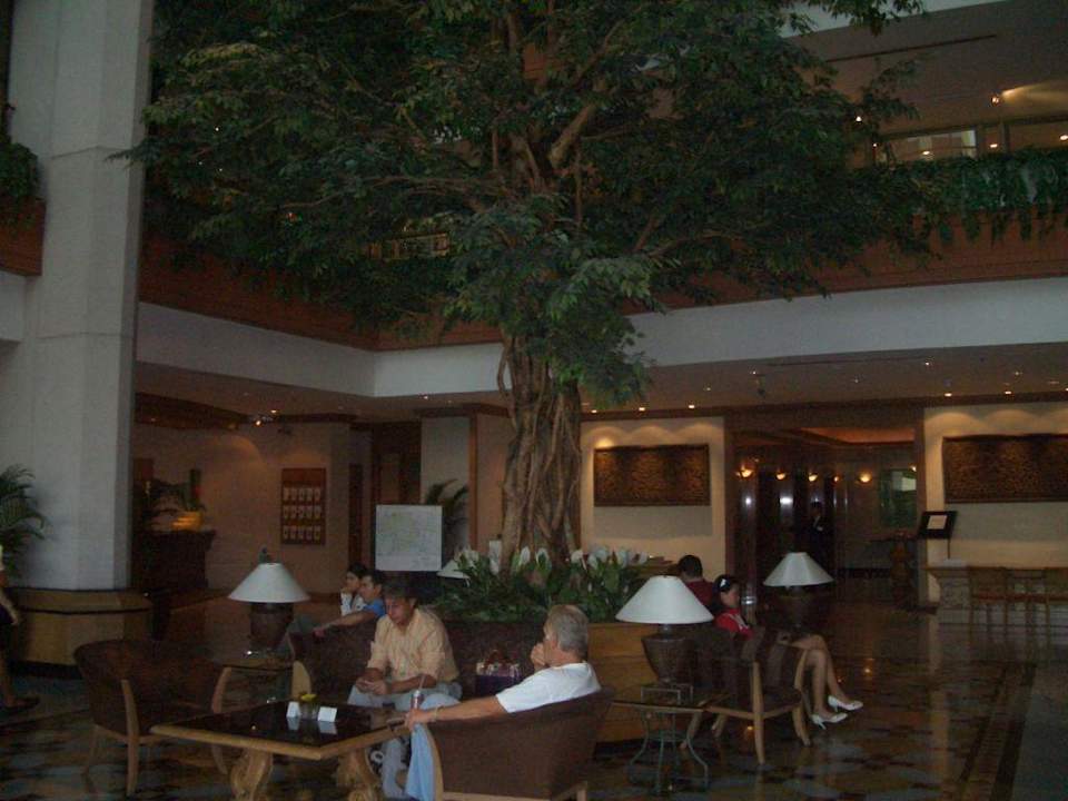 Foyer und Restaurant Grand Mercure Bangkok Atrium