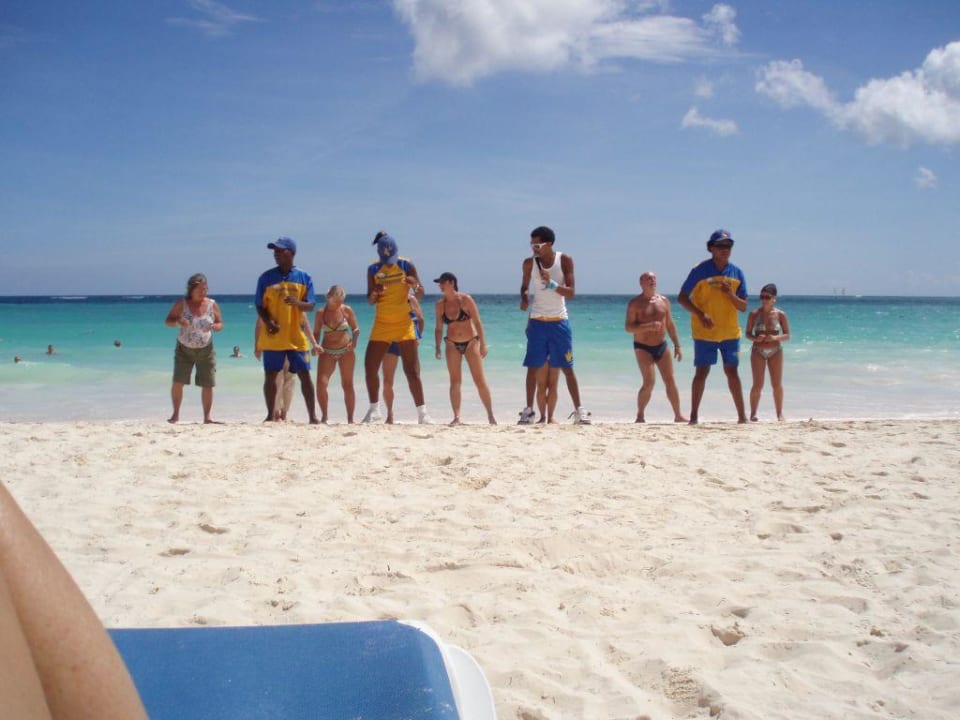 Tanzen am Strand Punta Cana Princess All Suites Resort & Spa